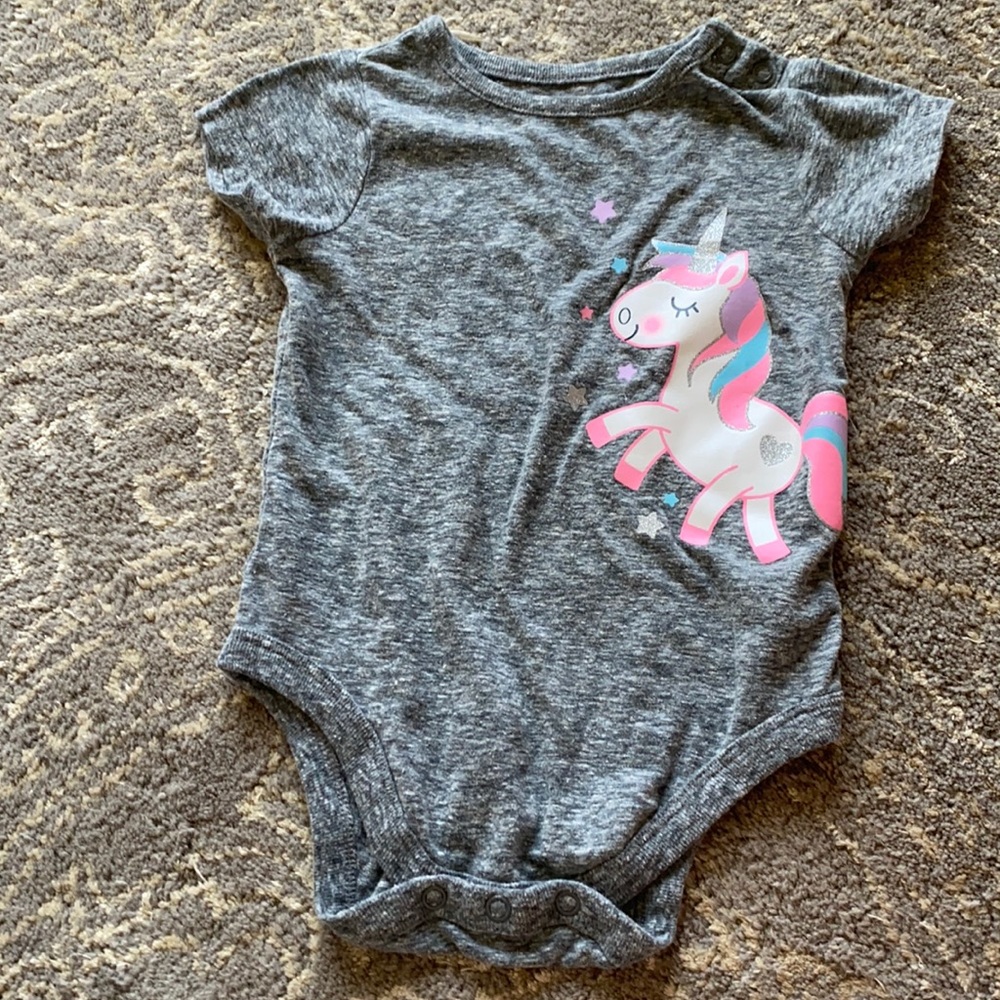 Grey onesie for baby